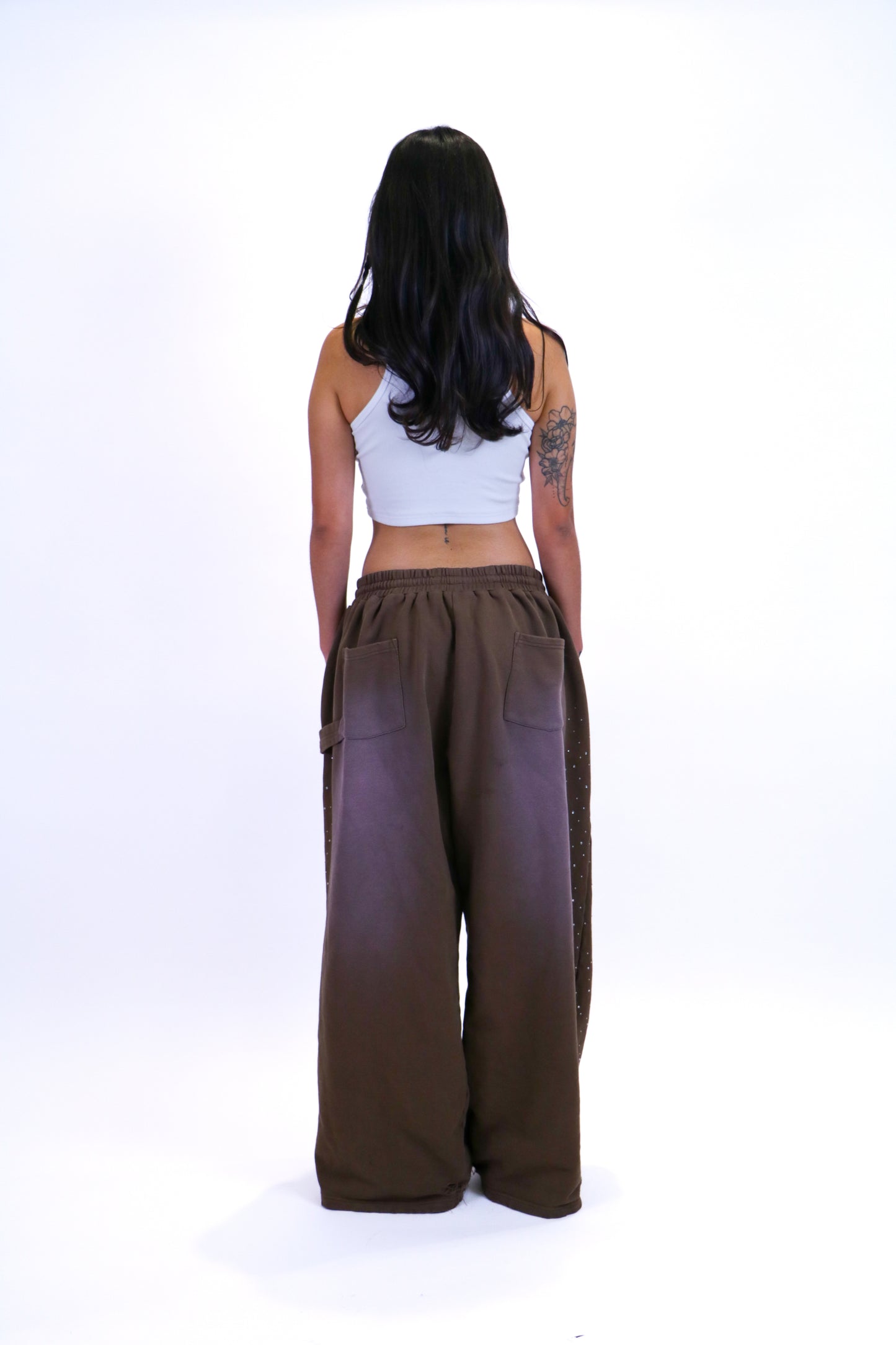 BROWN POPSTAR SWEATS