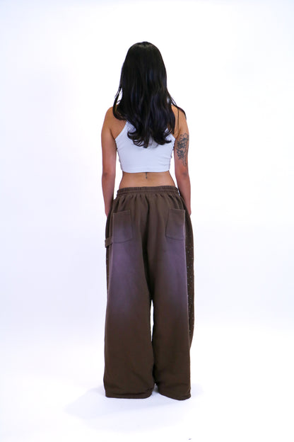BROWN POPSTAR SWEATS