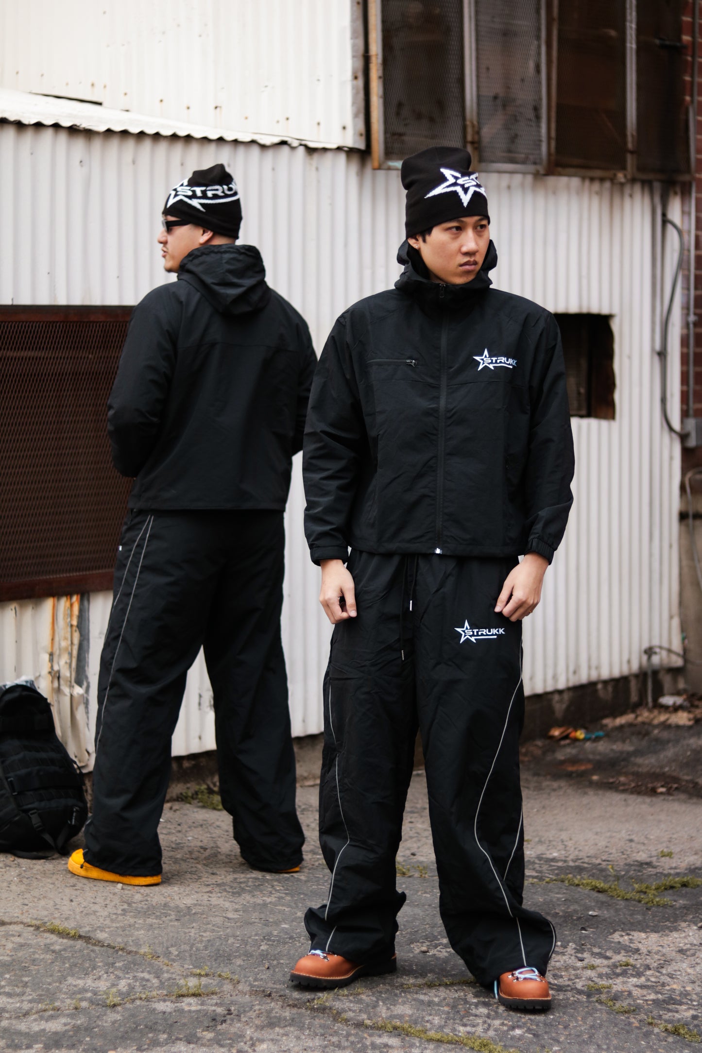 STATEMENT NYLON PANTS