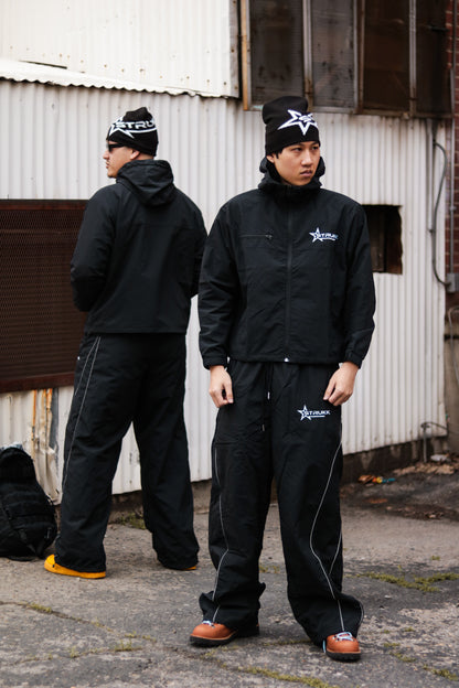 STATEMENT NYLON PANTS