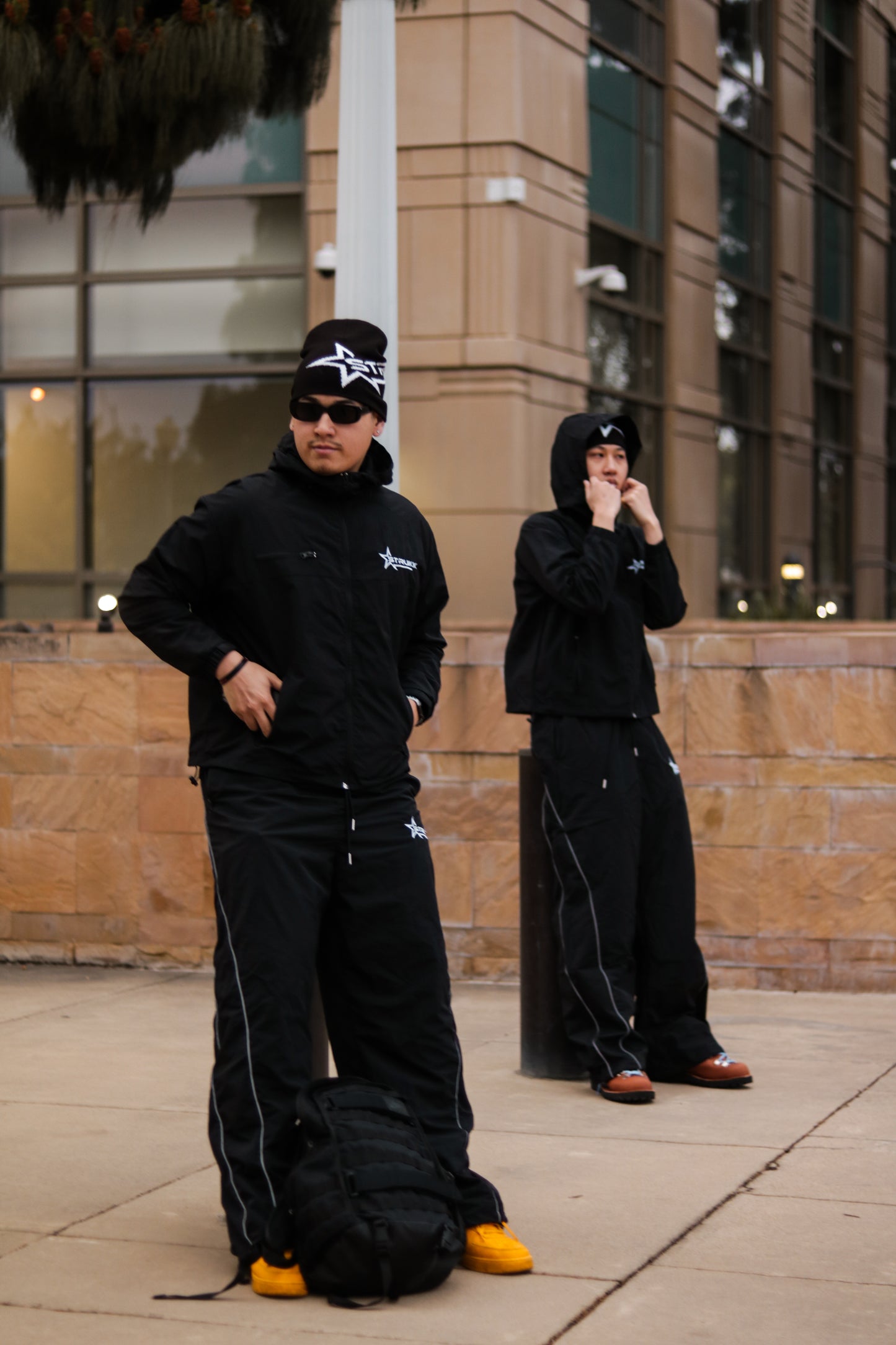 STATEMENT WINDBREAKER